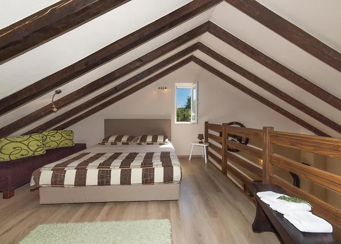 One-bedroom In بيت للعطل *